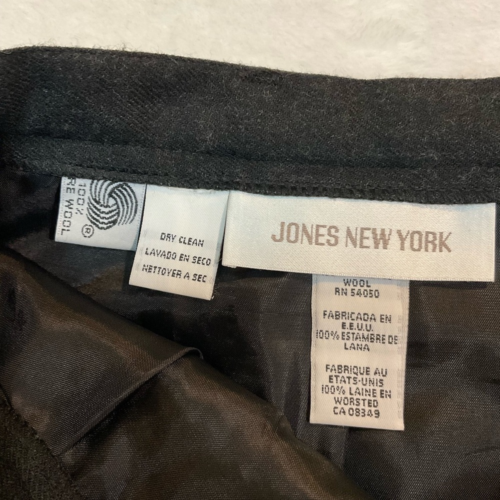 Vintage Jones New York Charcoal Pencil Skirt - Picture 4 of 10
